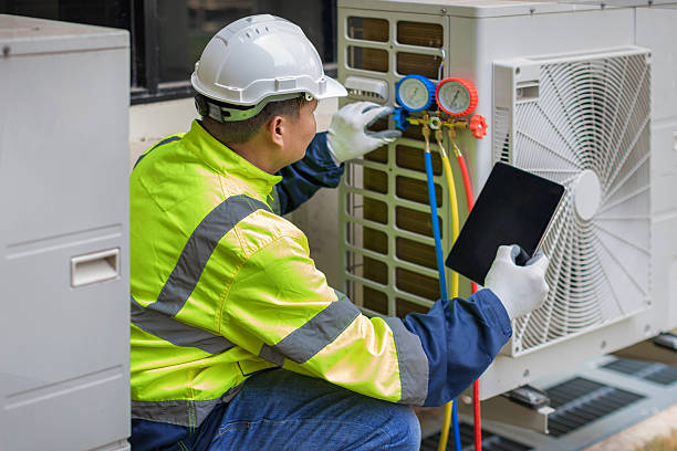 Professional Hvac technician working in Crescent, OK